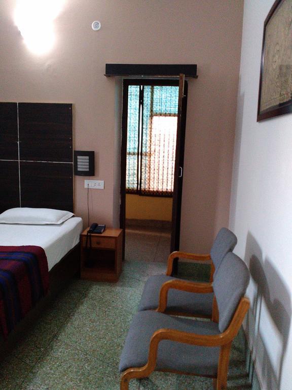 Hotel Ajaya Váránaszi Szoba fotó